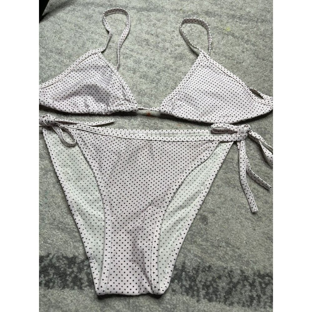 Chuns Fashion Two Piece Set Classic String Bikini LIGHT Pink Polka Dot NWOT